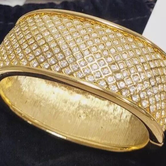 SWAROVSKI GOLDEN CRYSTAL LATTICE DESIGN WIDE CLAMPER BRACELET 54 - Picture 3 of 6